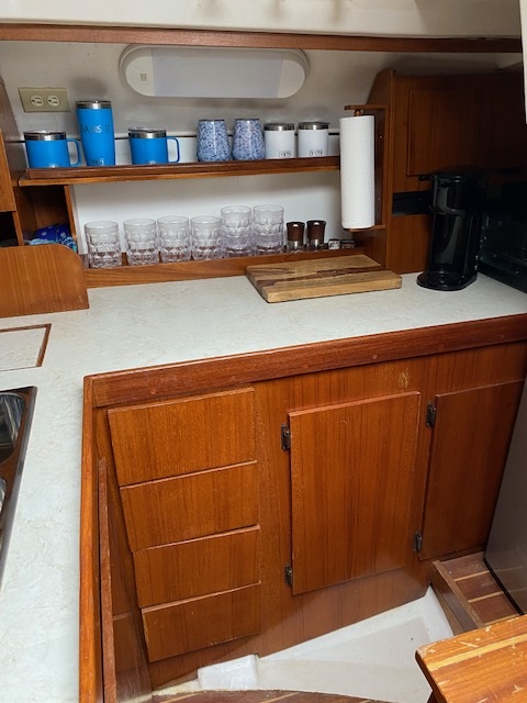 Hunter 34, 1984 sailboat