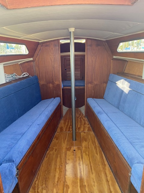 Islander 26, 1977 sailboat