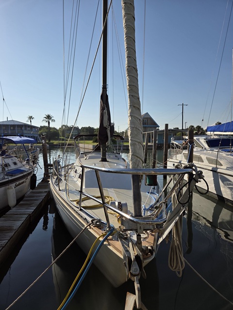 Islander 36, 1976 sailboat
