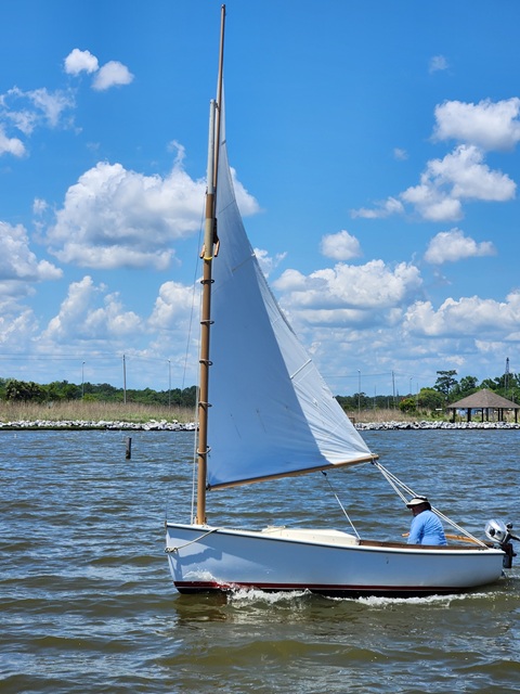 Minute Man Catboat, 1984 sailboat