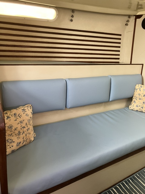 Morgan Out islander 41, 1974 sailboat