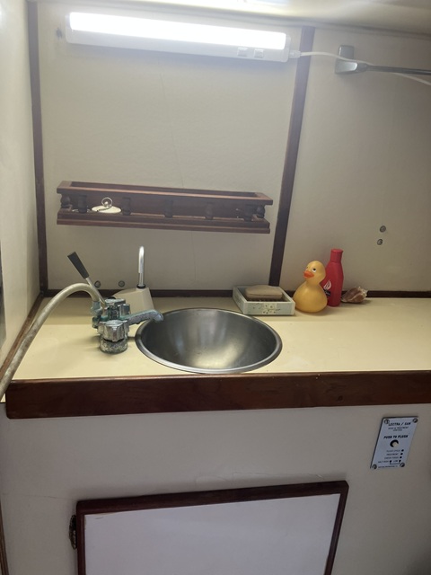 Morgan Out islander 41, 1974 sailboat