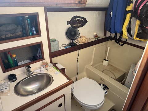 S2 9.2c, 1987, 30' sailboat