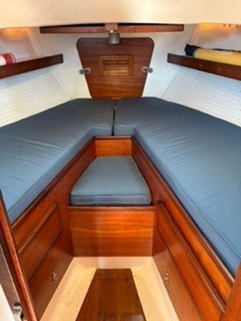 Alberg 30, 1970 sailboat