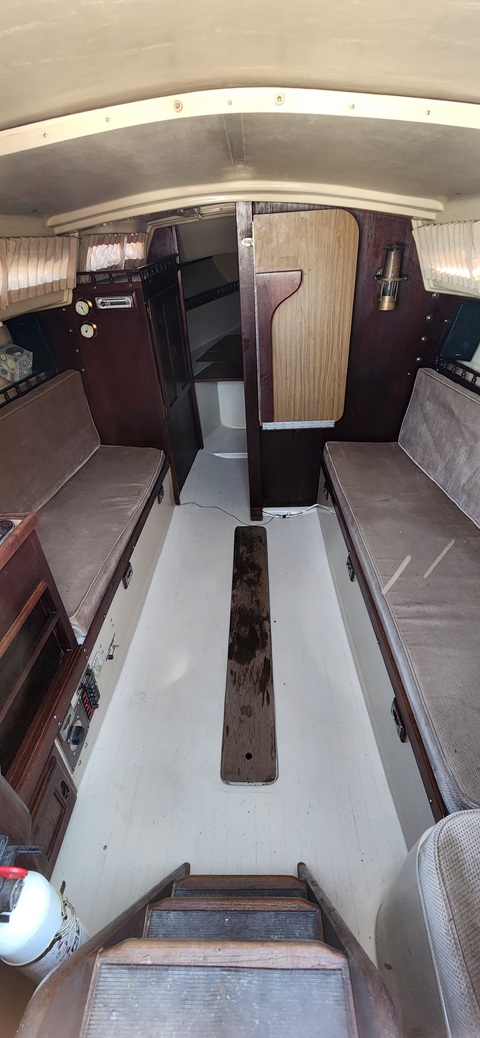 Catalina 27, 1982 sailboat