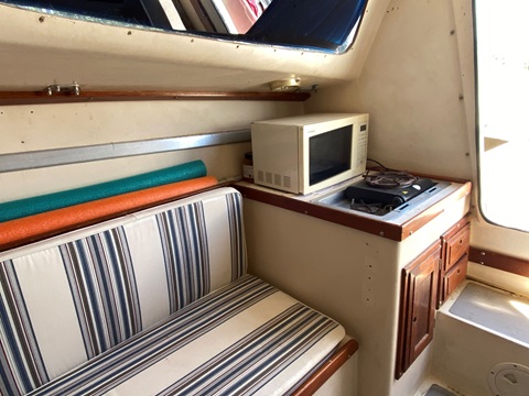 Columbia 26 MKII, 1970 sailboat