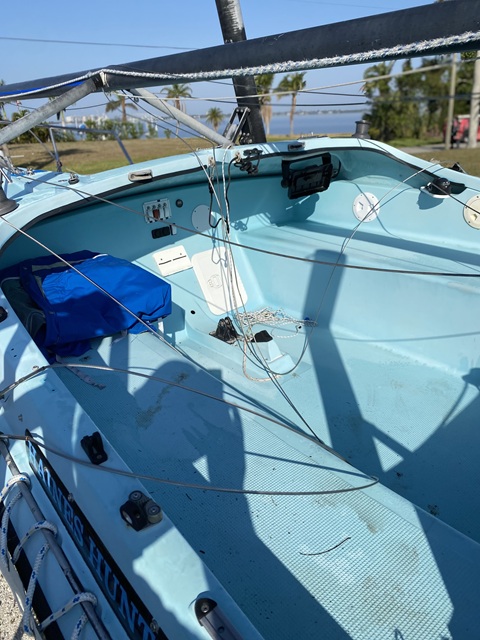 Haines Hunter Tramp, 1982 sailboat