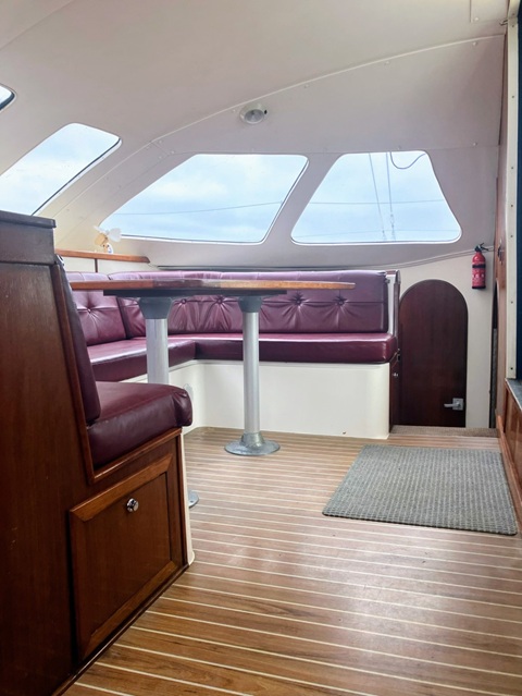 Lagoon 42 TPI Catamaran, 1994 sailboat