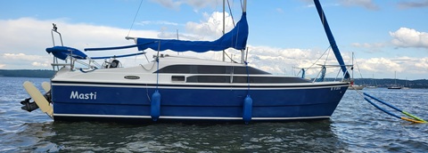 Macgregor 26M, 2007 sailboat