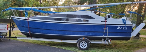 Macgregor 26M, 2007 sailboat