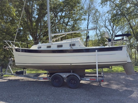 Hake Seaward 25, 2003 sailboat