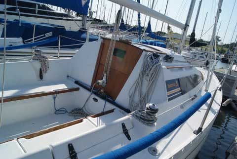 Beneteau 235, 1988 sailboat