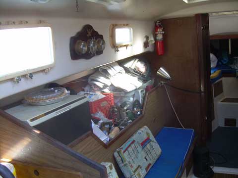 Cape Dory 28, 1975 sailboat