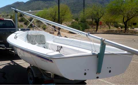 Catalina Capri 16.5, 2003 sailboat