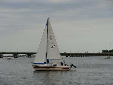 Catalina 22, 1985 sailboat
