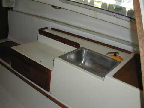 Catalina 22, 1977 sailboat