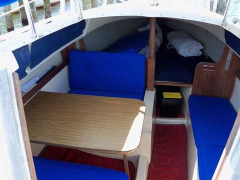 Catalina 22, 1985 sailboat
