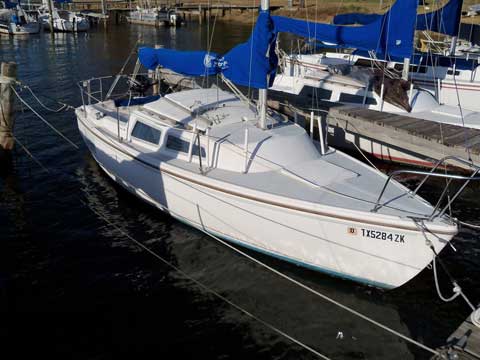 Catalina 22, 1985 sailboat