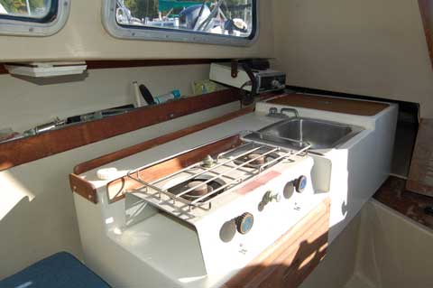 Catalina 22, 1979 sailboat
