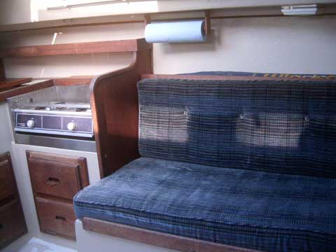 Catalina 25, Swing keel, 1985 sailboat