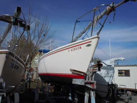 Catalina 25, 1980 sailboat