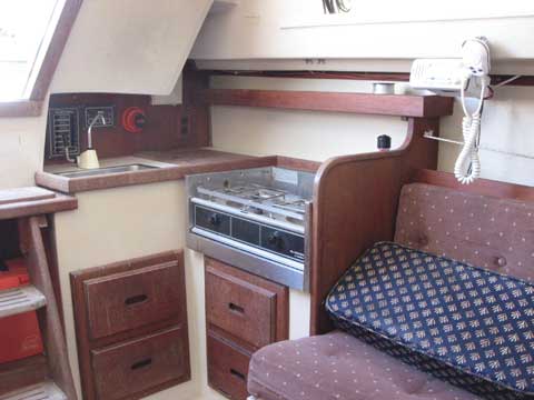 Catalina 25, 1988 sailboat