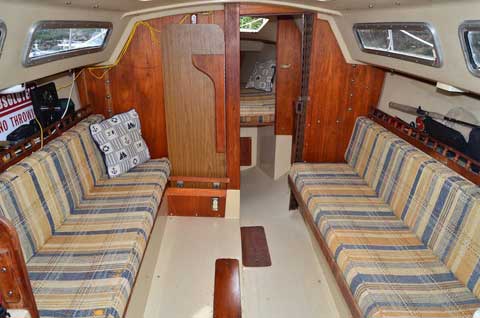 Catalina 25 Fin Keel, 1982 sailboat