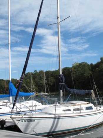 Catalina 27, 1975 sailboat