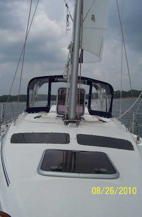 Hunter 36, 2009 sailboat
