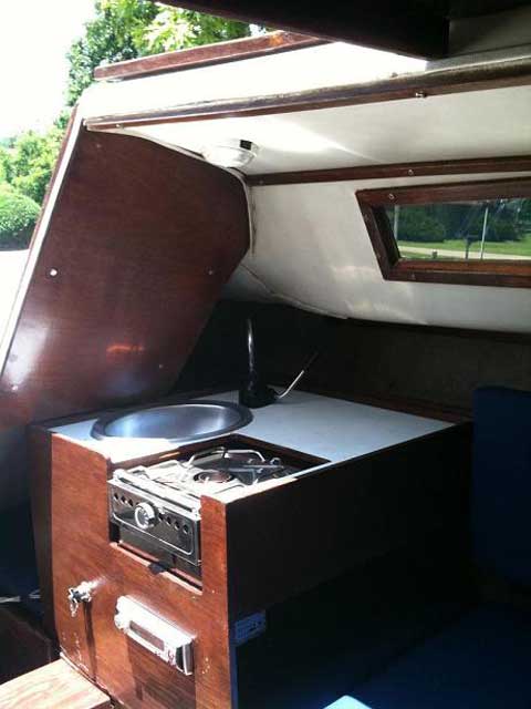 Hunter 23.5, 1989 sailboat