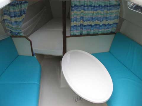 Hunter 23.5, 1995 sailboat