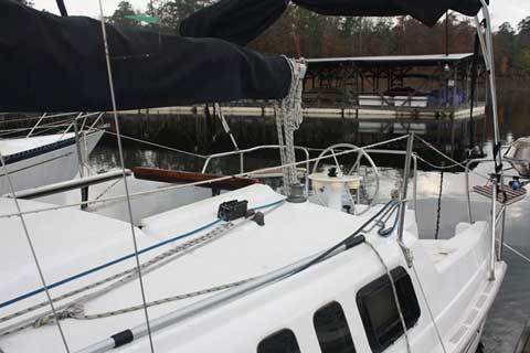 Hunter 260, 1999 sailboat