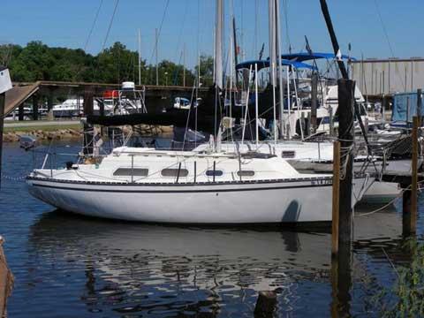 Hunter 27, 1976 sailboat
