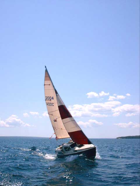 Luger 257PH Motor Sailer, 2004 sailboat