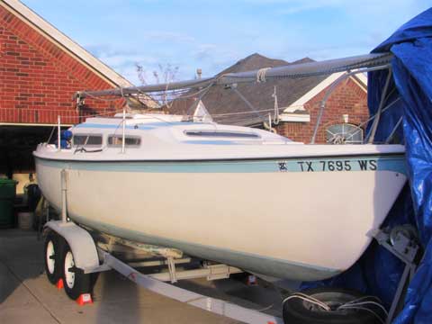 MacGregor 25 (swing keel, 1978 sailboat