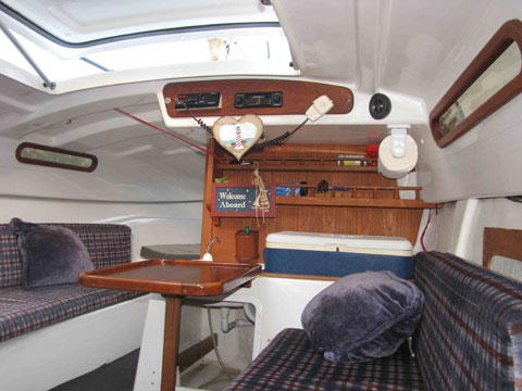 Macgregor 26S, 1991 sailboat