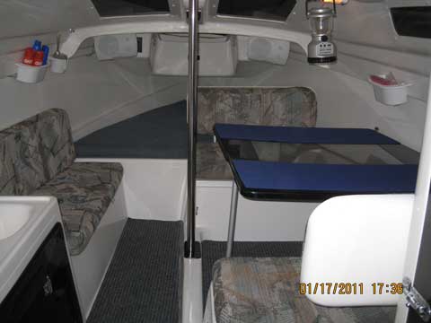Macgregor 26X, 1998 sailboat