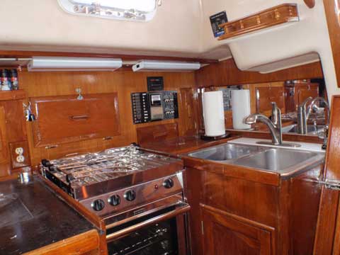 Morgan 37, Out Island MK II, sloop, 1977 sailboat