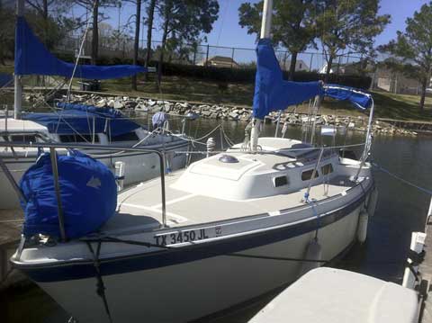 O'Day 25, 1983 sailboat