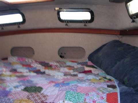 S2 9.2c, 1984 sailboat