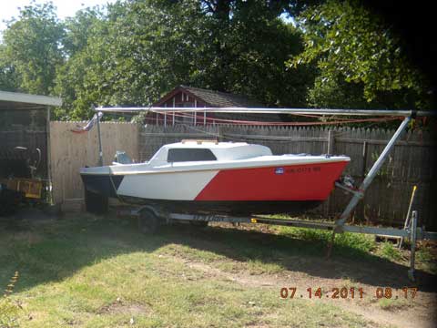 DS 16 Day sailor, 1974 sailboat