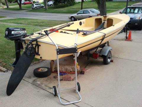 Chrysler Buccaneer 18, 1980 sailboat