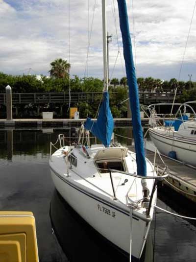 Catalina Capri 22, 1997, Tampa, Florida sailboat