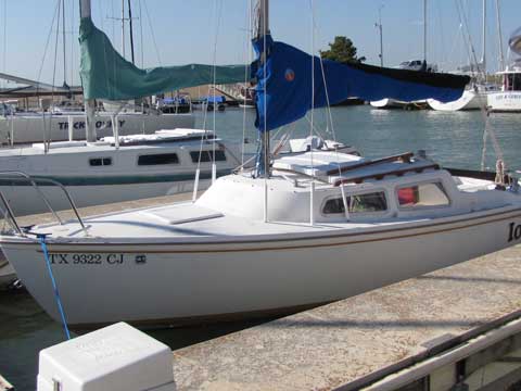 Catalina 22, 1973 sailboat