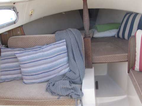 Catalina 22, 1973 sailboat