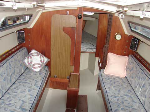 Catalina 25 swing keel, 1983 sailboat