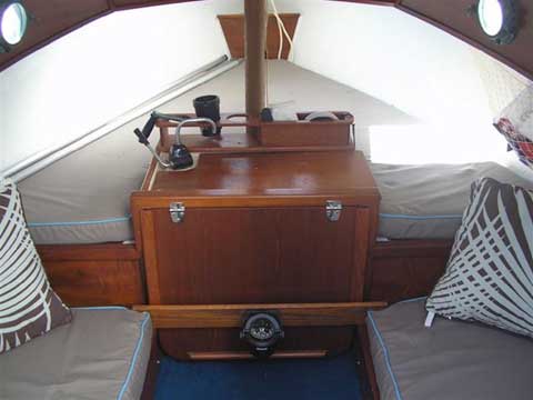 ComPac 19, 1983 sailboat