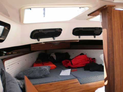 Rhodes 22, 1986 sailboat