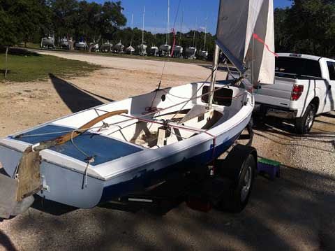 Advance Sweet 16, Pre-1973 sailboat