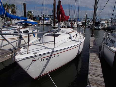Cal 27 MK III, 1983 sailboat